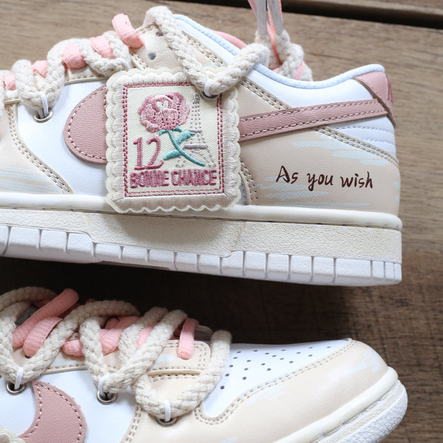 Nike Dunk Personnalisé "As you wish"