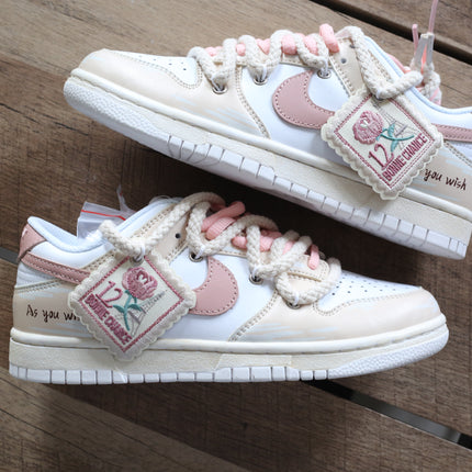 dunk personnalisée de couleur rose sur sneakbox